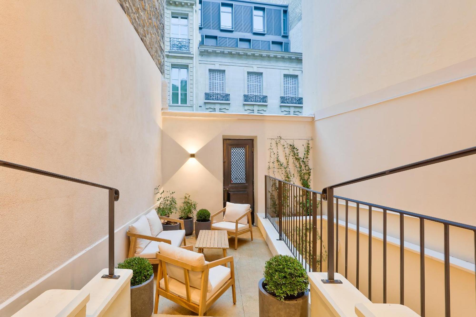 Maison Iena - Serviced Apartments On Champs Elysees Париж Екстериор снимка